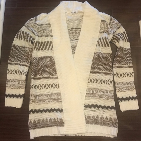 BB Dakota Sweaters - BB Dakota Cardigan BB Dakota Sweaters - BB Dakota Cardigan